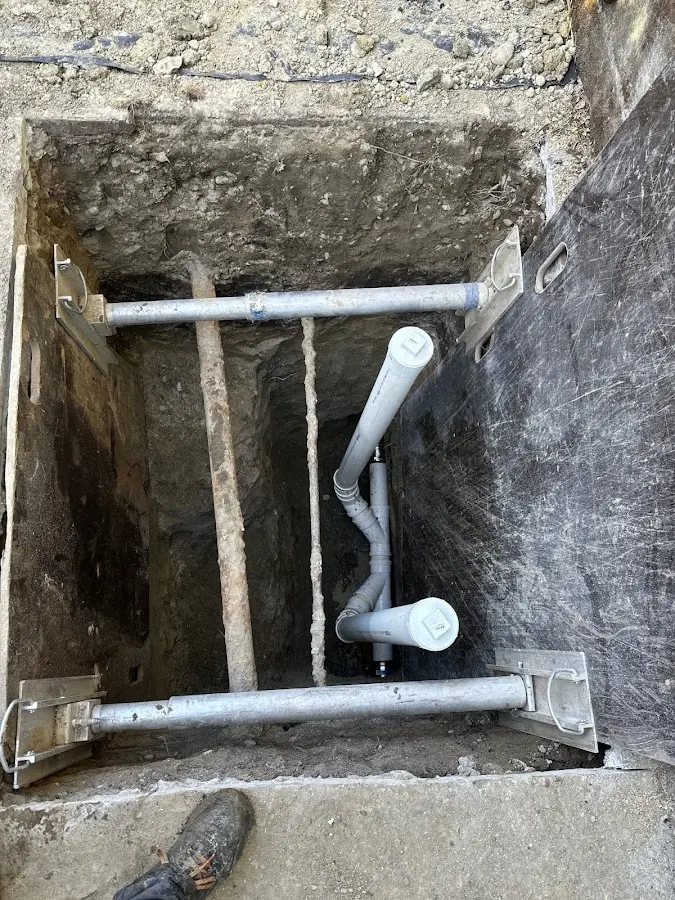 Experienced plumber completing Drain Cleaning work in Columbine